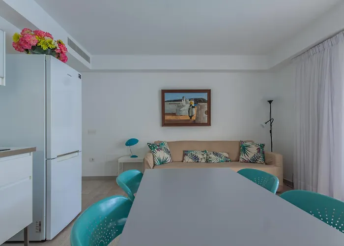 Apartment Con Terraza Y Piscina En Playa Del Ing *