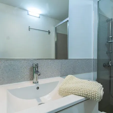 Con Terraza Y Piscina En Playa Del Ing Playa del Inglés