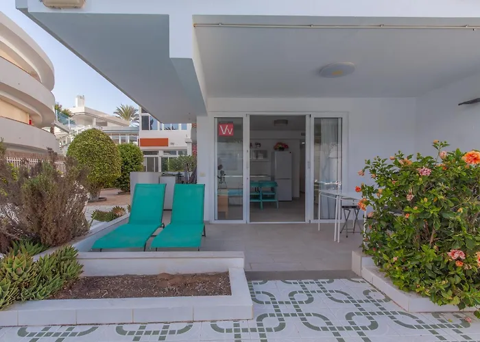 Con Terraza Y Piscina En Playa Del Ing 아파트 플라야 델 잉글스