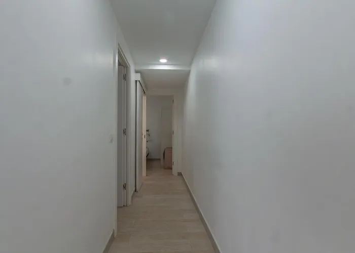 Con Terraza Y Piscina En Playa Del Ing 플라야 델 잉글스