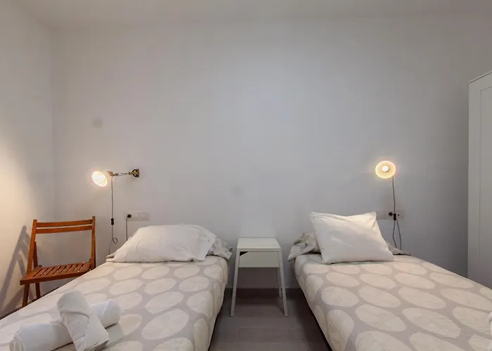 Con Terraza Y Piscina En Playa Del Ing