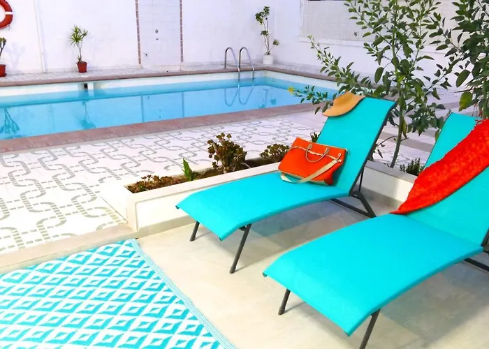 Con Terraza Y Piscina En Playa Del Ing Playa del Inglés